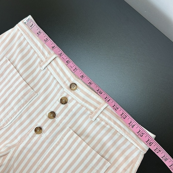 Gap Hi Rise Seafar Shifting Sand Shorts Sz 10 Striped Button Fly Patch Pockets - Picture 8 of 12